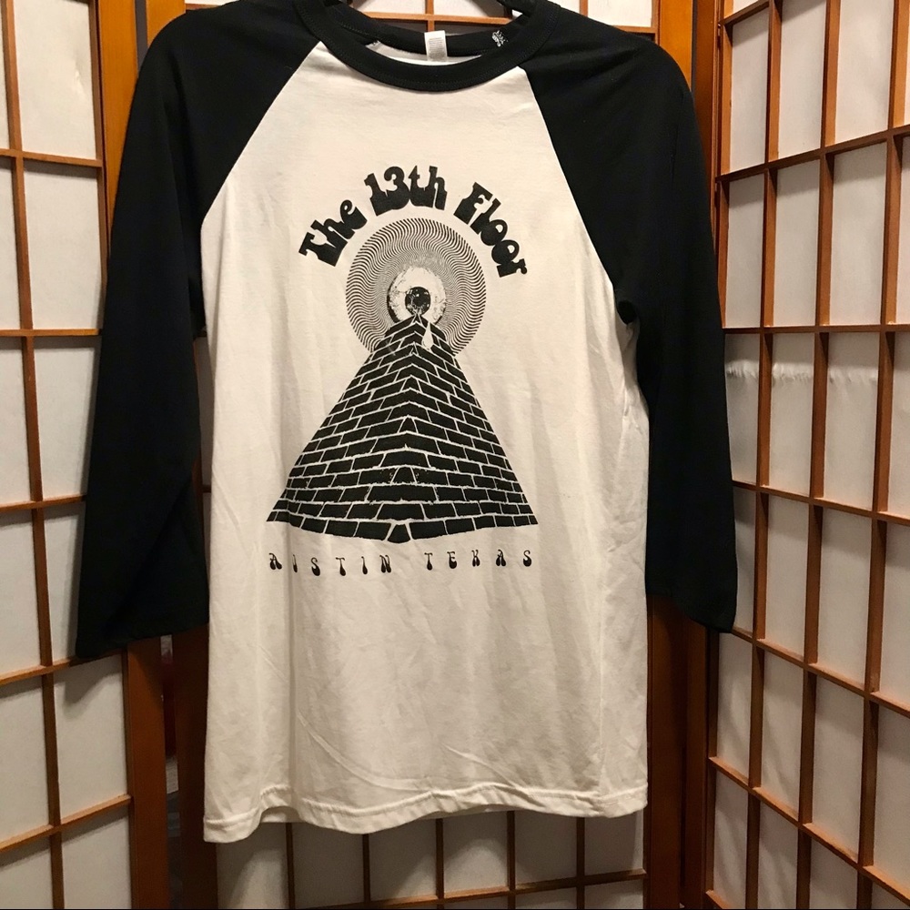 Graphic The 13th Floor Austin, TX Bar Tee Size S
